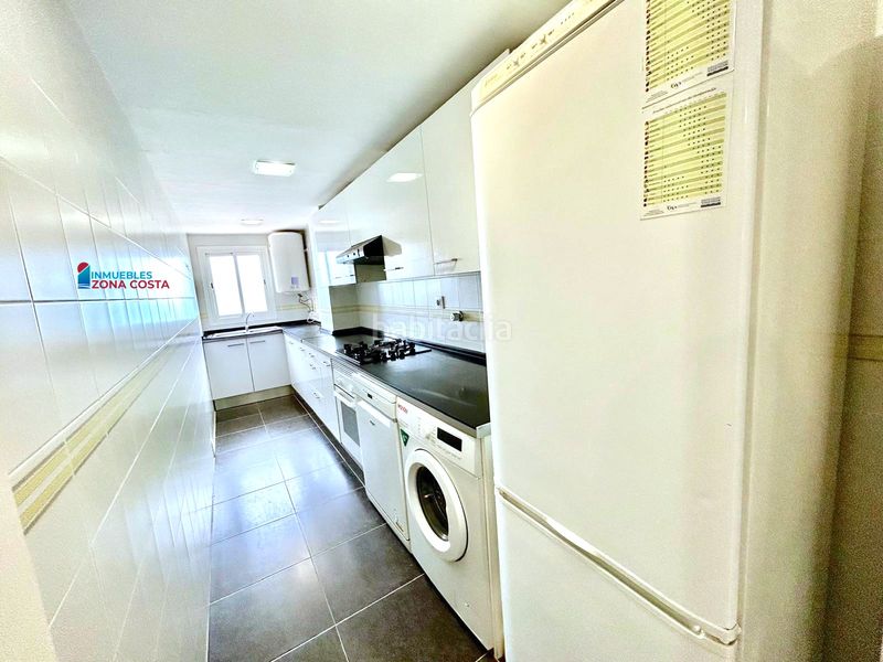 Foto 481f8368-43bf-43e7-817c-5aea3e1f172f. Apartament amb piscina a Port Saplaya Alboraya