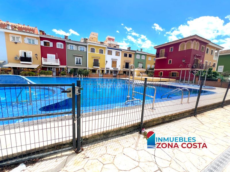 Foto 789585e4-91df-4a0e-83db-b7c6c2520739. Apartament amb piscina a Port Saplaya Alboraya