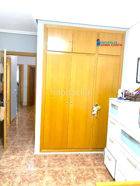 Foto 519eb863-910a-4814-9735-8df835f32f89. Casa adosada en el pueblo, de dos plantas con terrazas garaje y trastero en Vilamarxant