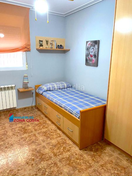 Foto 6063f26d-c270-430c-a9d0-9149c242fe15. Casa adosada en el pueblo, de dos plantas con terrazas garaje y trastero en Vilamarxant