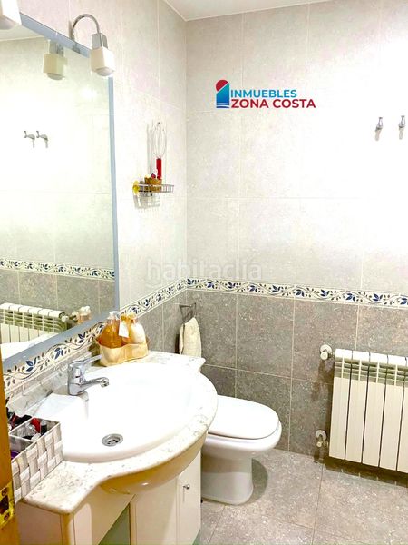 Foto 7ae34aba-f05b-4ed6-9b05-68de610ba5d5. Casa adosada en el pueblo, de dos plantas con terrazas garaje y trastero en Vilamarxant