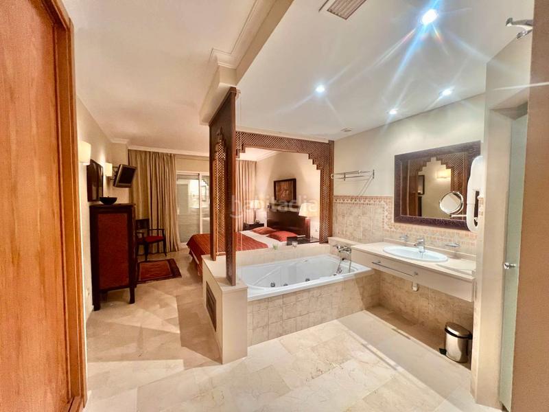 Foto 5415acdb-4b90-43ed-b7b2-59b37af02a91. Flat with pool in El Faro de Calaburra - Chaparral Mijas