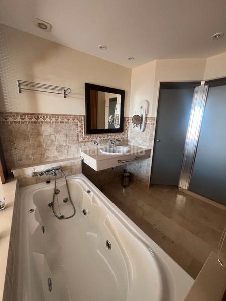 Foto d74b6e77-ba5b-4ab4-97e1-695fee730455. Flat with pool in El Faro de Calaburra - Chaparral Mijas