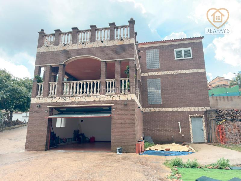 Foto df84b69f-7630-4029-892d-5cb0cfbb370b. Chalet fantástica vivienda en plena naturaleza! en Vallirana
