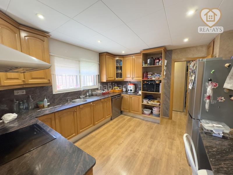 Foto 64f9af34-0d99-416e-aa09-9c09e78d1f58. Chalet avec chauffage parking piscine dans Vallirana