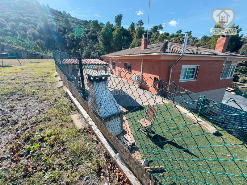 Foto 667b0e7b-51e8-423f-af78-2b2b2619b71e. Chalet avec chauffage parking piscine dans Vallirana