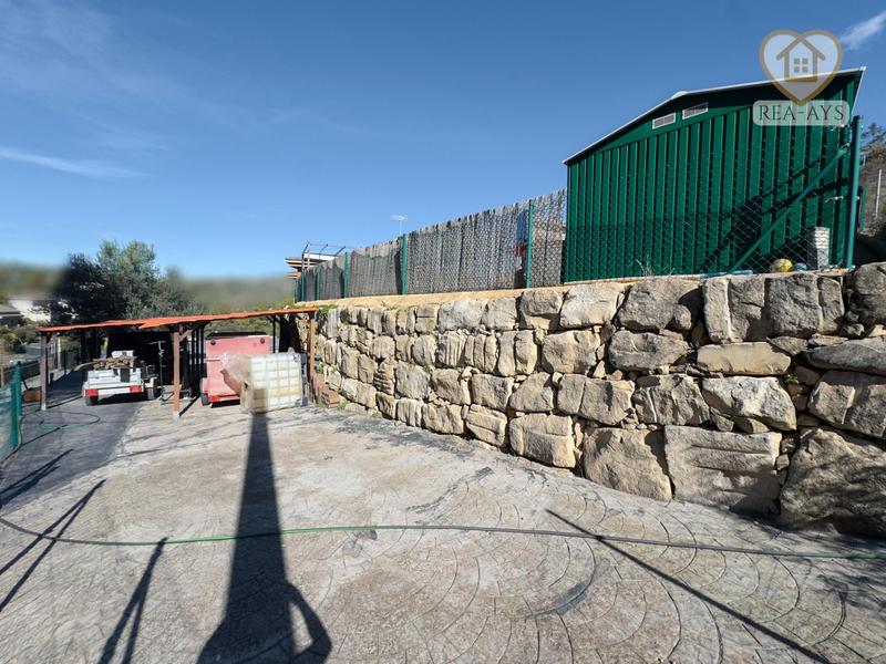 Foto 98bd7561-b7d7-49e9-a287-a999f4f637e3. Chalet avec chauffage parking piscine dans Vallirana