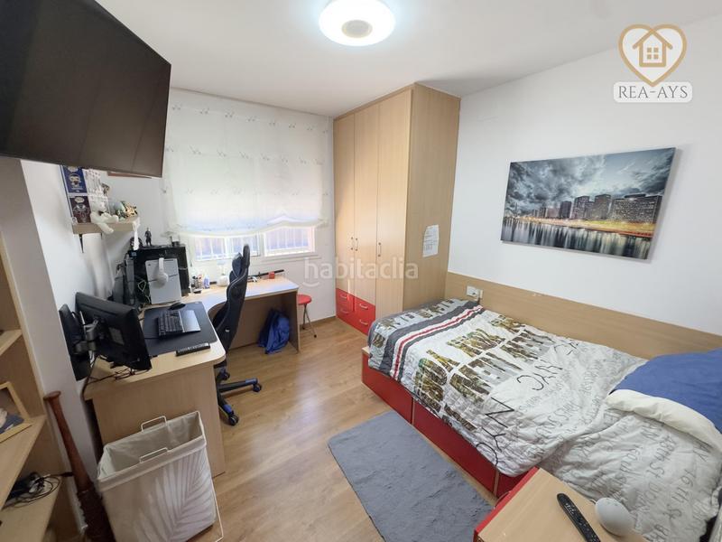 Foto 993243d2-3590-44fc-bab9-f7753468cb5a. Chalet avec chauffage parking piscine dans Vallirana