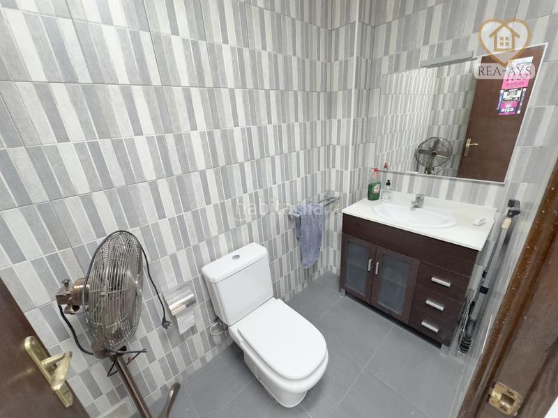 Foto c8eaf0f1-dc6d-4493-92e2-98941efdeeb4. Chalet avec chauffage parking piscine dans Vallirana