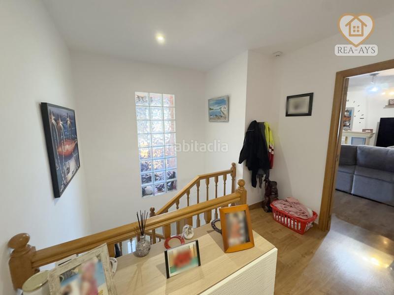 Foto d3461824-d465-4311-83c2-3c11e16dfb7d. Chalet avec chauffage parking piscine dans Vallirana