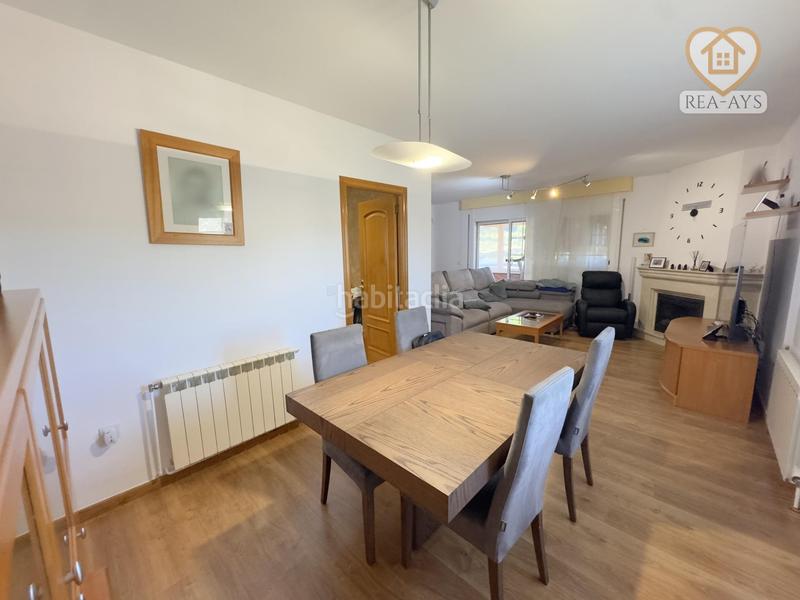 Foto d50fa589-edff-40d8-8125-42fa2254d0ba. Chalet avec chauffage parking piscine dans Vallirana