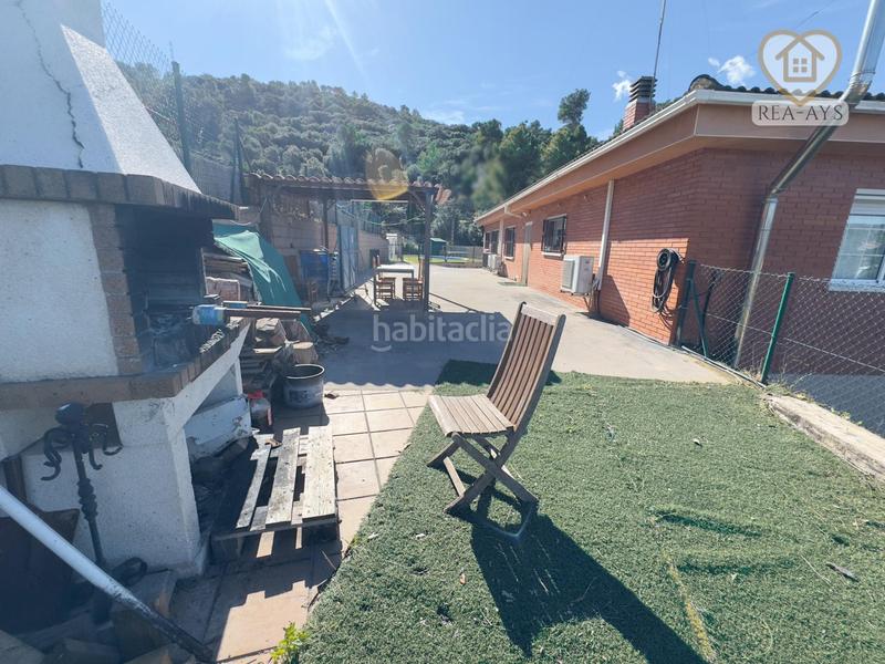 Foto f8f0807e-b30b-4fa5-a547-ad6bf056d762. Chalet avec chauffage parking piscine dans Vallirana