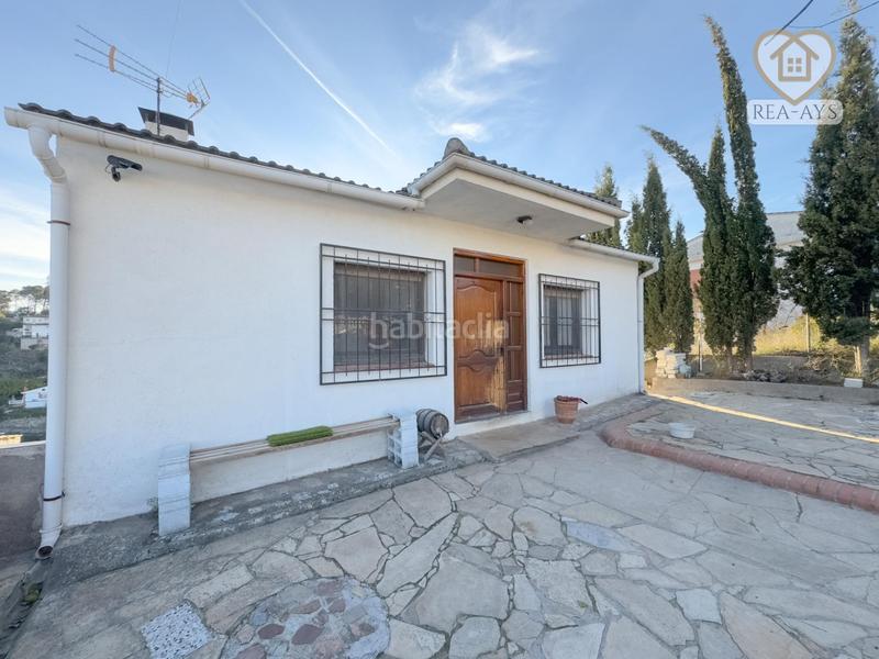 Foto 26e312c0-f499-41e4-8409-0cef877d1190. Xalet amb calefacció aparcament piscina a Cervelló