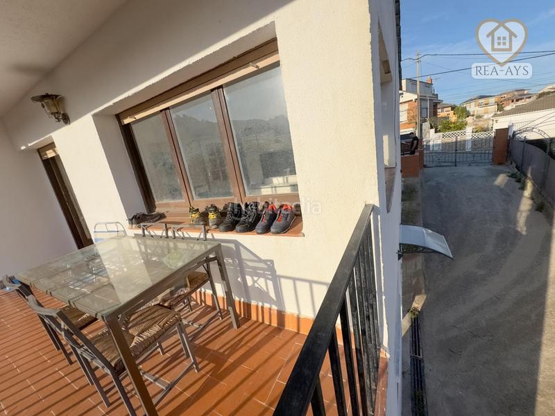 Foto 320d6ae3-6f5c-4033-be1d-15dd769269d5. Xalet amb calefacció aparcament piscina a Cervelló