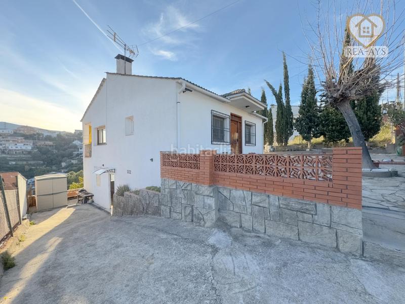 Foto 8dab5f8b-4136-4667-ae3e-d4700e55a9f7. Xalet amb calefacció aparcament piscina a Cervelló