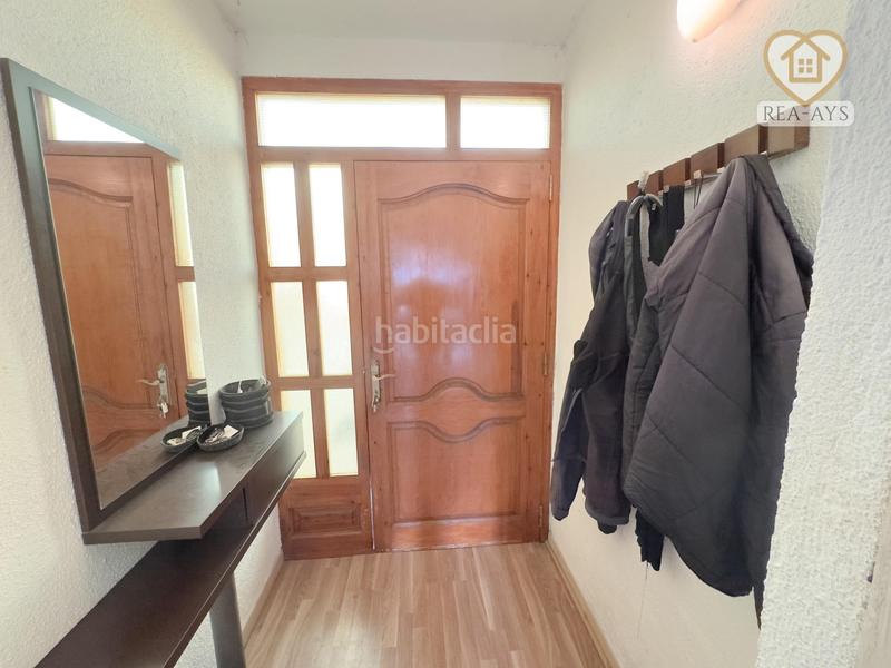 Foto aabf6b8a-7e9c-43b6-959c-55f6f8418a46. Xalet amb calefacció aparcament piscina a Cervelló