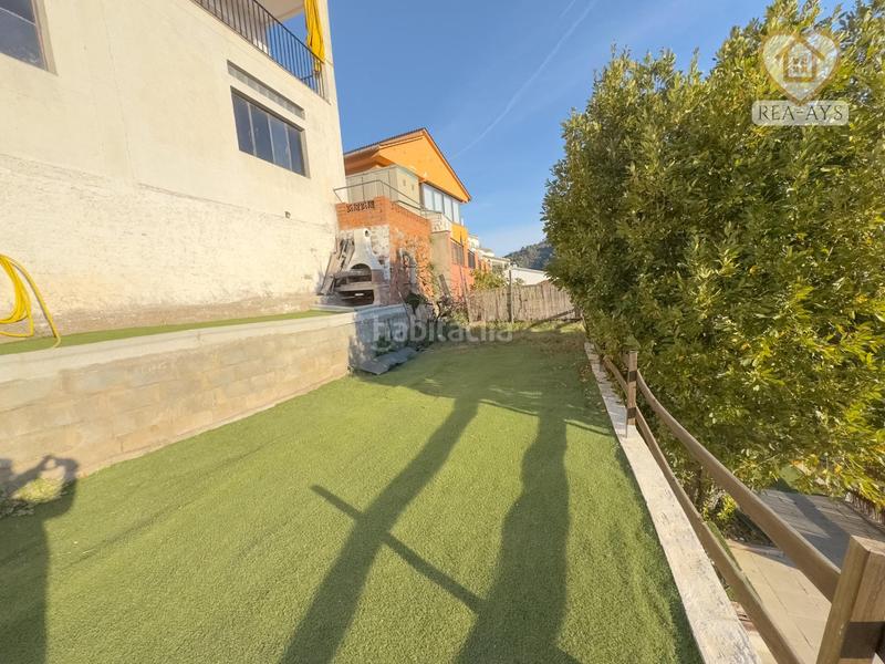 Foto bce02346-57fd-4b45-a60a-76b457237e66. Chalet avec chauffage parking piscine dans Cervelló