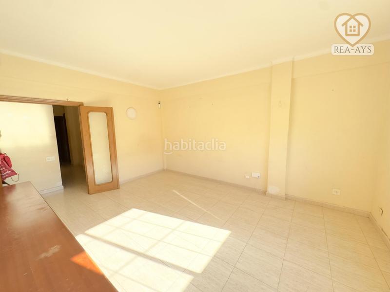 Foto c34f4254-5e83-4247-95ff-bb5300943618. Flat in Diagonal-Colomeres Gavà