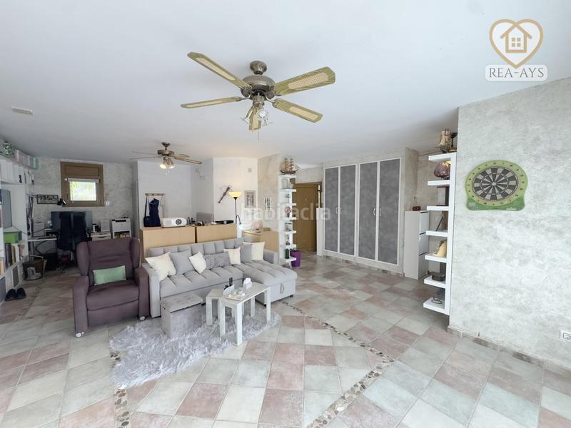 Foto 3da552d8-2147-4728-89cb-0c8caf2da53d. Chalet avec chauffage parking piscine dans Vallirana