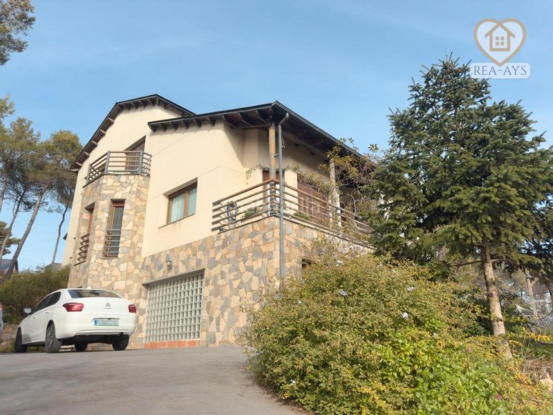 Foto 43d03c5f-6974-44e7-9baf-4f6aa4f165bc. Chalet avec chauffage parking piscine dans Vallirana