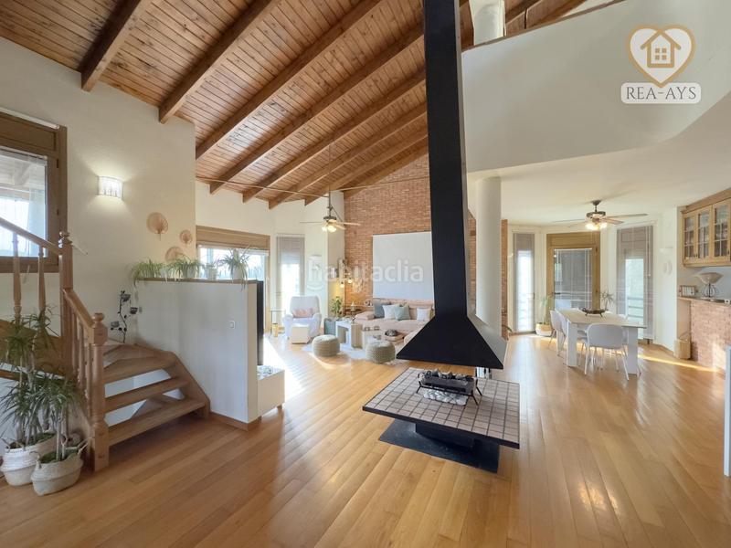 Foto 82b87abd-e359-4a37-83bd-f34f7ac7ce56. Chalet avec chauffage parking piscine dans Vallirana