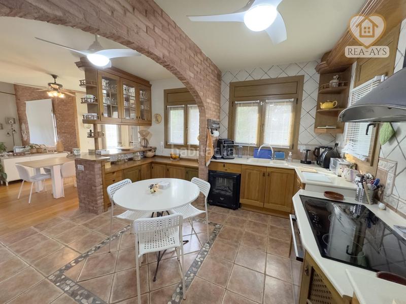 Foto 8ac1b164-4d16-4049-b72b-710dd7f0dc1e. Chalet avec chauffage parking piscine dans Vallirana