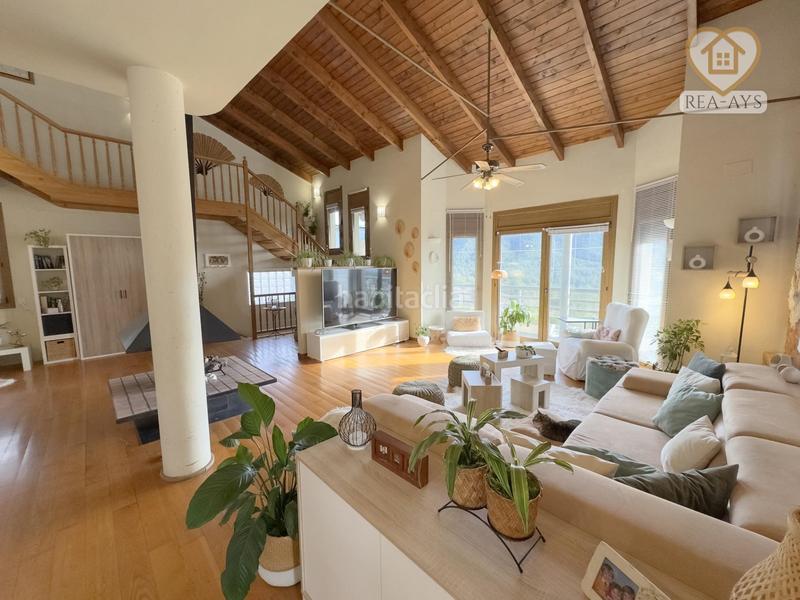 Foto a31fcd2d-24b0-4db1-84bd-8a2302fafe31. Chalet avec chauffage parking piscine dans Vallirana