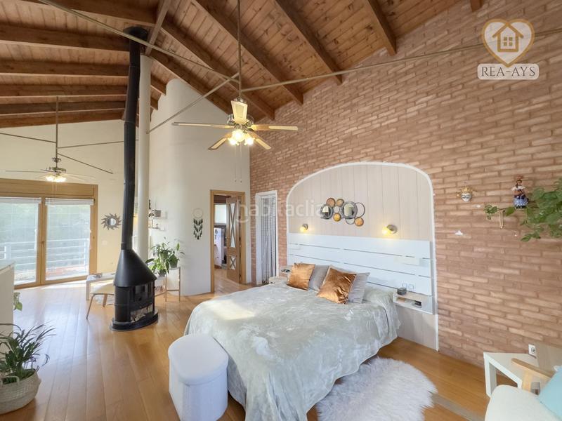 Foto b1c23285-4a73-47d0-938c-00d7a40f5cdc. Chalet avec chauffage parking piscine dans Vallirana