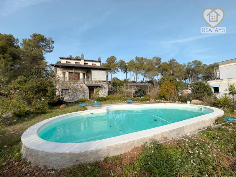 Foto f6b0b4ed-0d5e-44cd-8f74-4c9de0288eff. Chalet avec chauffage parking piscine dans Vallirana