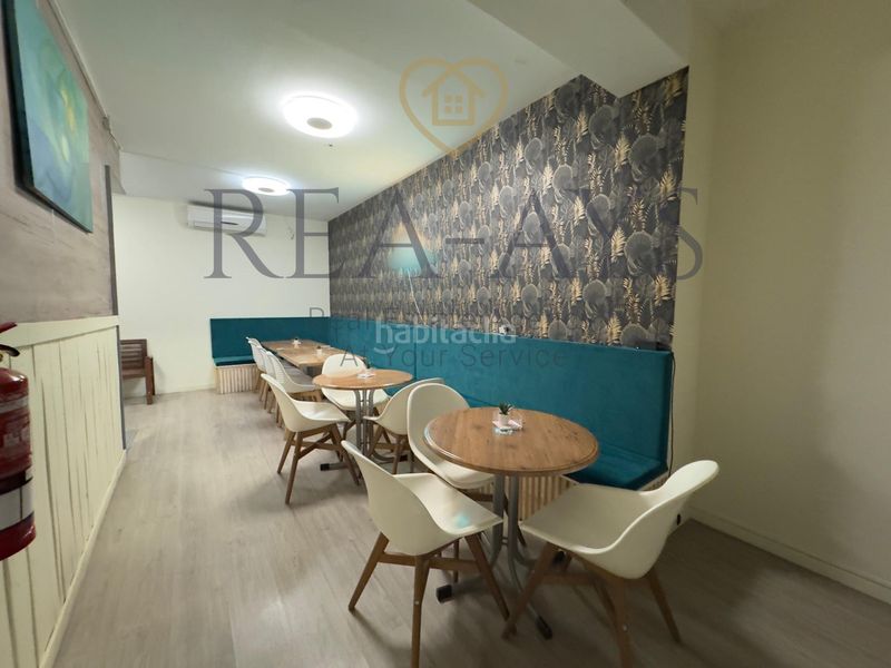 Foto d02296e7-e74e-4fce-88fb-1ea13b776a88. Local comercial a La Gavarra Cornellà de Llobregat