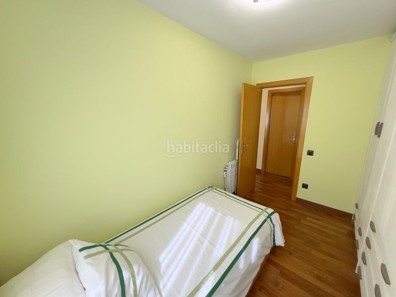 Foto b44f6efe-083d-46d3-ae83-c076017fc3b7. Dúplex amb calefacció aparcament a Torre-roja-Campreciós Viladecans