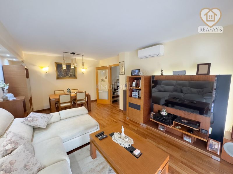 Foto b68f3a3f-8e09-4ac0-927e-a5ec553b0dab. Dúplex amb calefacció aparcament a Torre-roja-Campreciós Viladecans