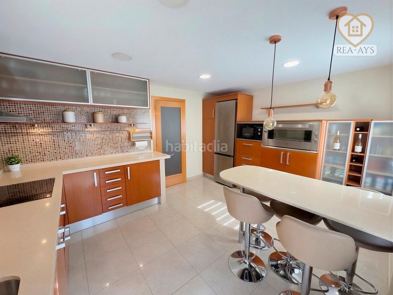 Foto b79269ad-e91c-40a1-b538-d960eef0ad27. Dúplex amb calefacció aparcament a Torre-roja-Campreciós Viladecans