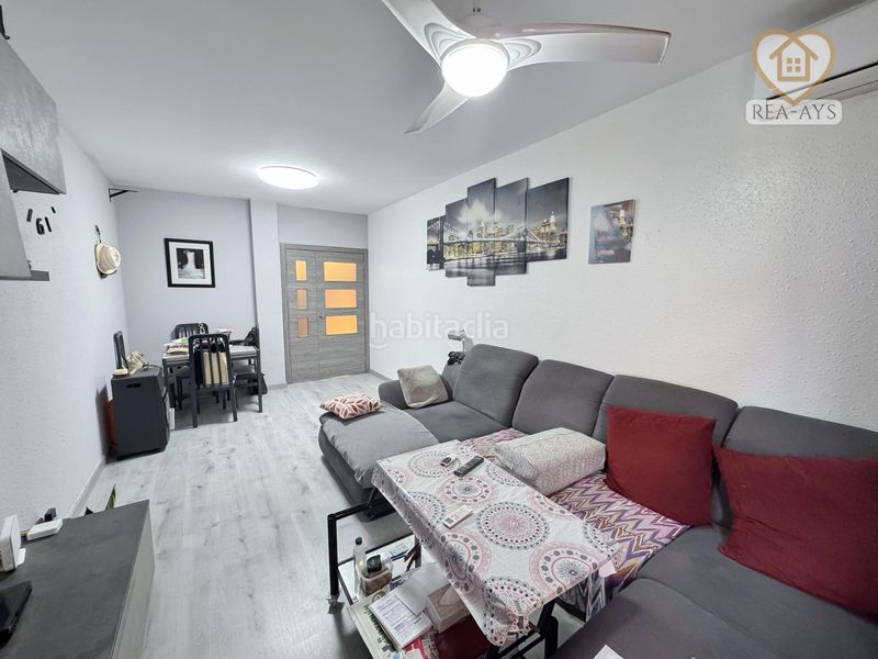 Foto a256ea1e-51e5-43df-ba97-28567d604912. Etagenwohnung mit heizung in Centre Viladecans