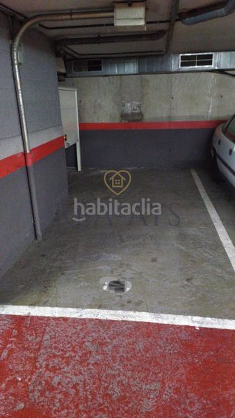 Foto ec07d82b-8c5d-4296-9f33-90398a78ed5e. Aparcament cotxe a Almeda - El Corte Inglés Cornellà de Llobregat