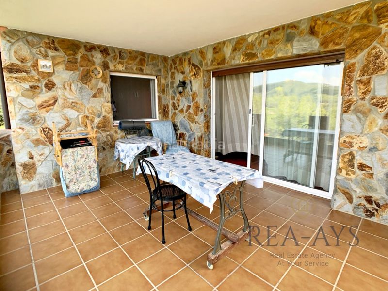 Foto 5429d603-96e1-4f61-8e31-0ce50b346886. Xalet amb xemeneia aparcament a Olesa de Bonesvalls