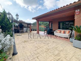 Chalet en Calle galicia sn. Precioso chalet  cerca de barcelona