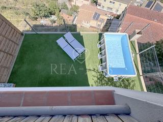 Xalet a Vallirana. Casa tres vientos centrica  vallirana