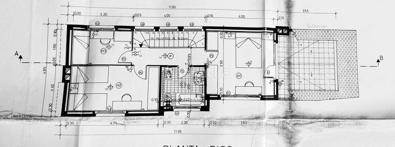 Foto 36a521d4-4f7b-48f9-bbad-888eed56cad9. Chalet  en parcela plana en Vallirana