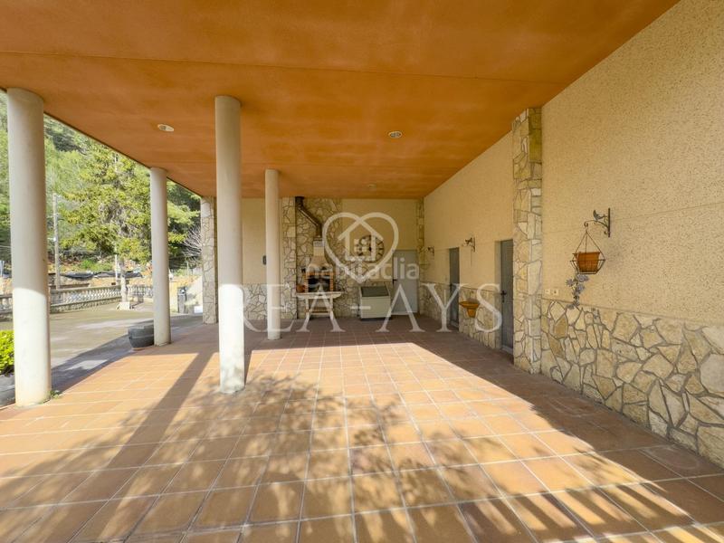 Foto 66ac20fd-d905-42ad-8895-7d820d2df021. Casa  seminueva en Vallirana
