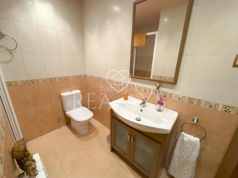 Foto a3313a97-bff2-46c8-96c5-4694ee194af9. Casa  seminueva en Vallirana