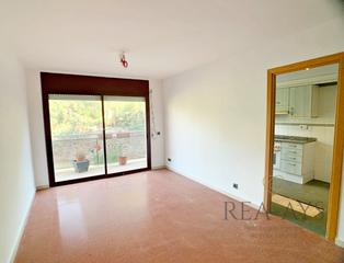 Pis  Calle barcelona. Piso tres habitaciones  manresa