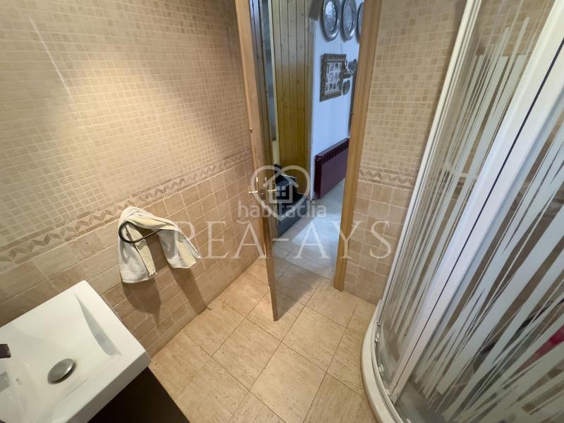 Foto c6cd073f-79a1-4c95-9ada-9f96551169c1. Chalet casa con poiscina en Olesa de Bonesvalls