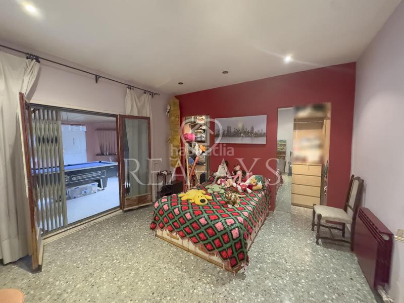 Foto d1010a55-ec41-49d9-aed0-84c8409b9f1e. Chalet casa con poiscina en Olesa de Bonesvalls