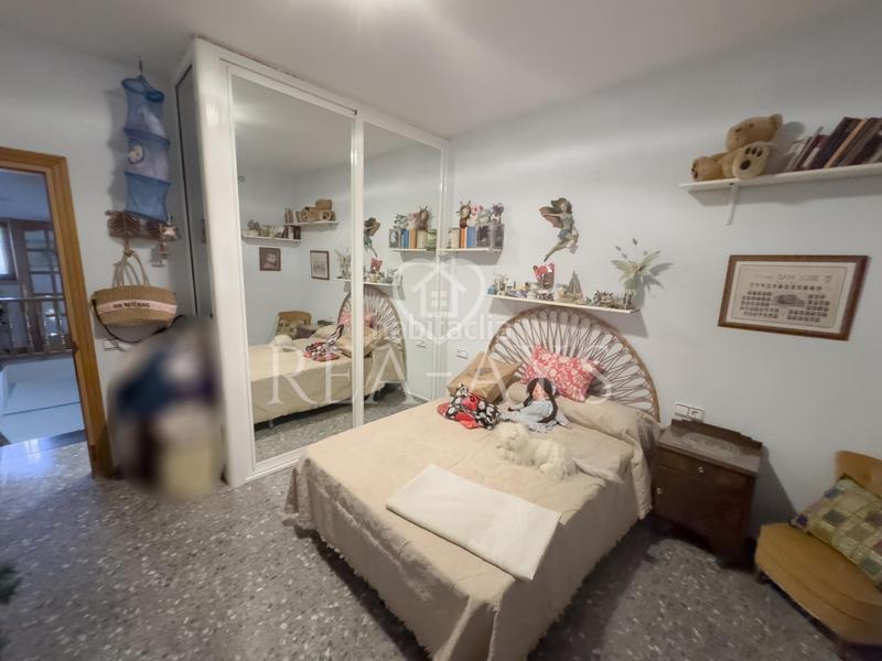 Foto f0b90c2a-66cd-4c98-a473-c2704787aafe. Chalet casa con poiscina en Olesa de Bonesvalls