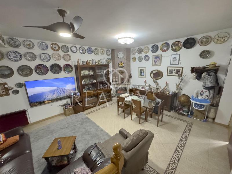 Foto fa5771c7-0de6-4be2-9a17-a3024247cb45. Chalet casa con poiscina en Olesa de Bonesvalls