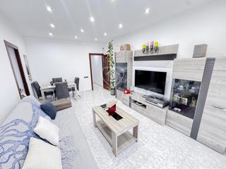 Appartement à Calle verge del pilar sn. Piso de 4 habitaciones en ripollet  barcelona