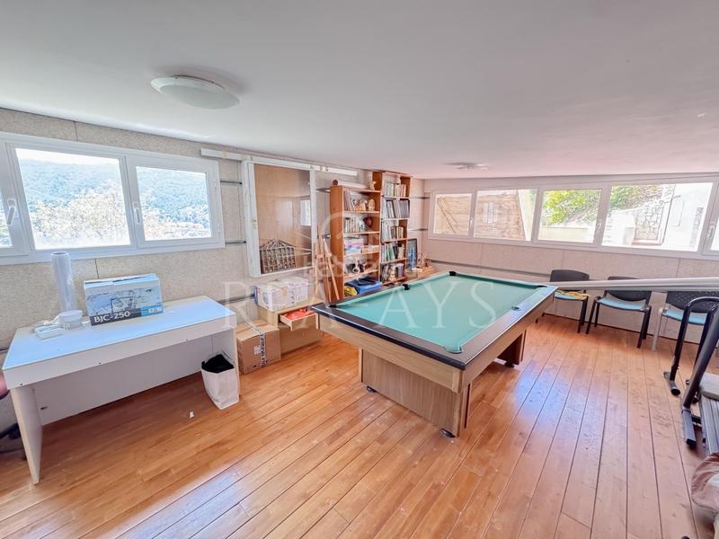 Foto 08a11150-2172-4093-8755-dbeef2d39ae4. Chalet  con piscina y amplia parcela en Vallirana