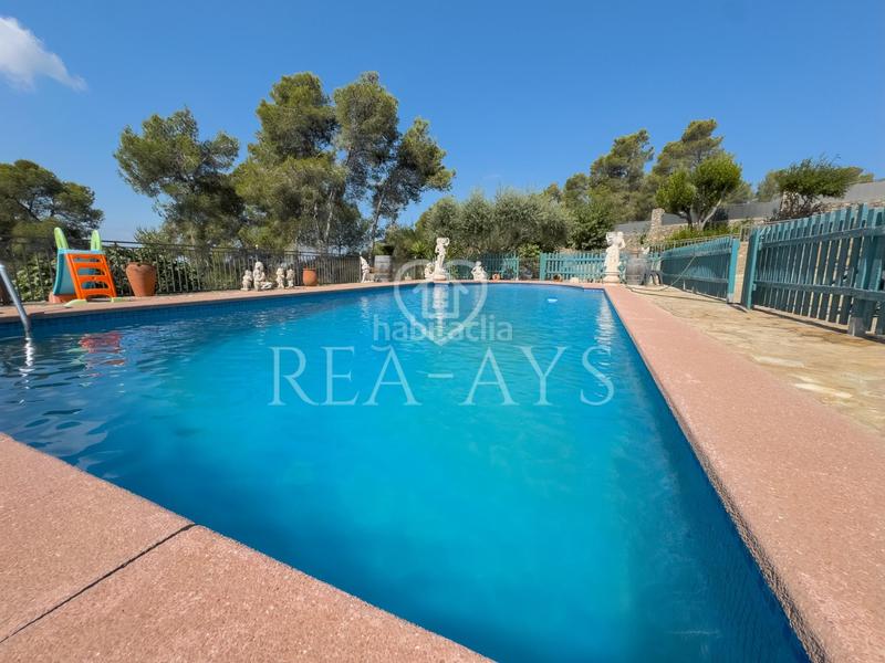 Foto 15874f9a-d277-48e8-ab78-82cf837e851b. Xalet amb calefacció aparcament piscina a Olesa de Bonesvalls