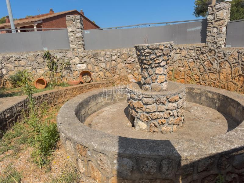 Foto 698483af-7354-43bc-8b70-1559ded6f64e. Chalet  con piscina y parcela plana en Olesa de Bonesvalls